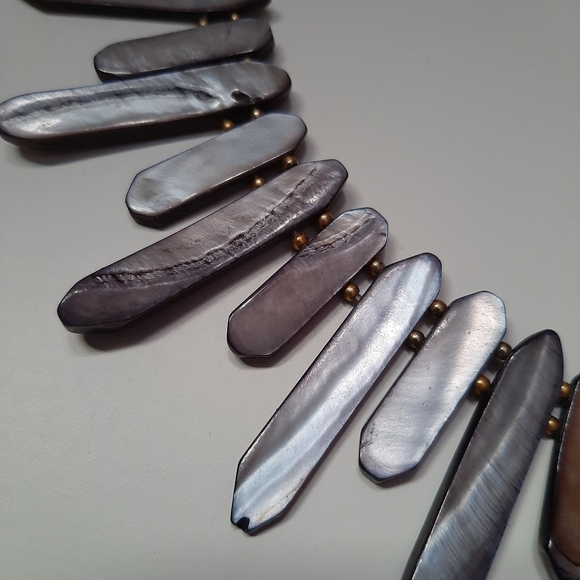 Handmade shell necklace - Picture 3 of 6